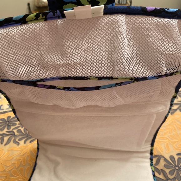 Vera Bradley changing pad clutch in indigo pop - Picture 9 of 11